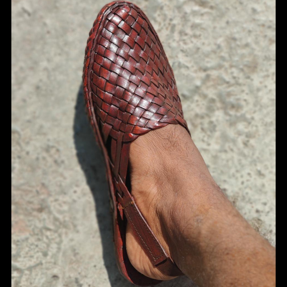 Handwoven Leather brown Bantu Kolhapuri Sandals for Men